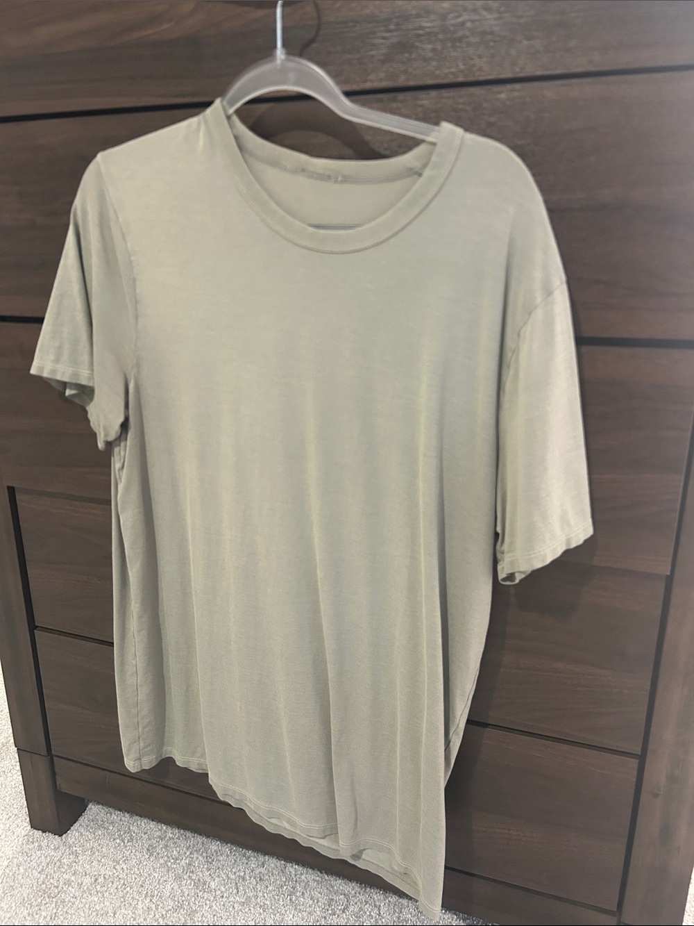 Men’s lululemon T shirt - Olive Large
